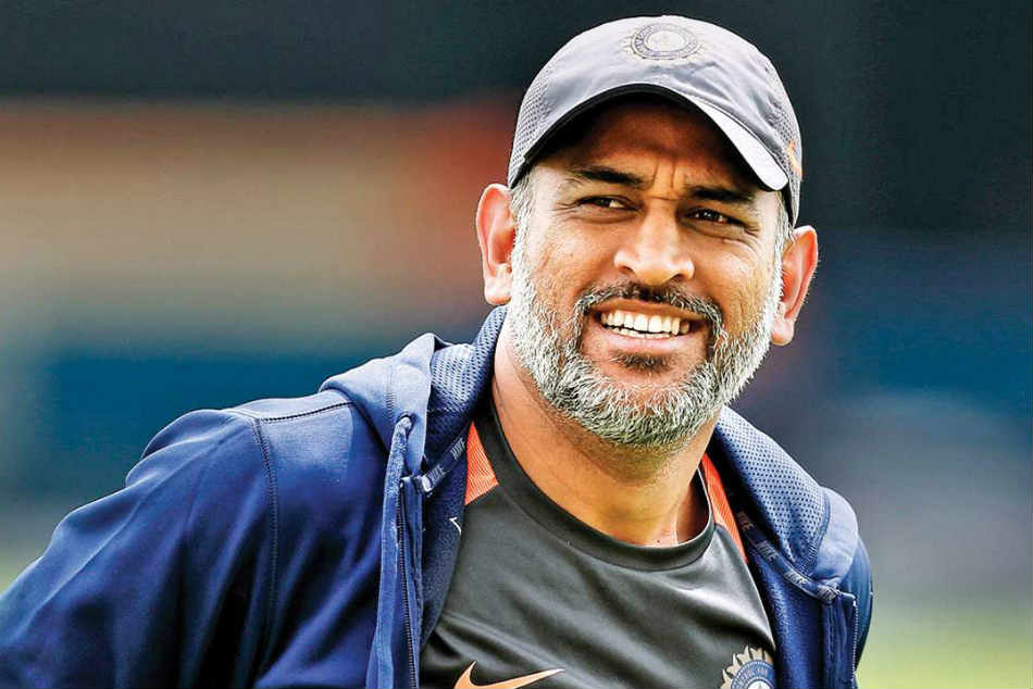 Asia Cup 2018: MS Dhoni Turns Mentor In Head Coach Ravi Shastris Absence Asia Cup 2018: MS Dhoni Turns Mentor In Head Coach Ravi Shastris Absence