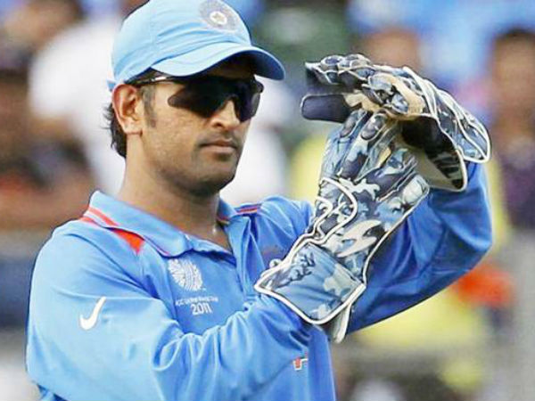 2014‌ ఆఖర్లో ధోనీ నుంచి టెస్టు కెప్టెన్‌గా