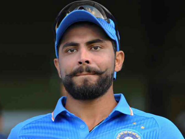 అక్షర్ పటేల్‌ చేతి వేలికి గాయం 