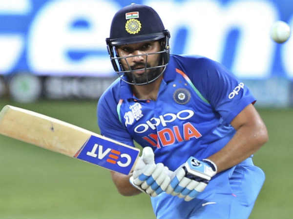 7000 పరుగులు పూర్తి చేసుకున్న 7వ బ్యాట్స్‌మన్‌