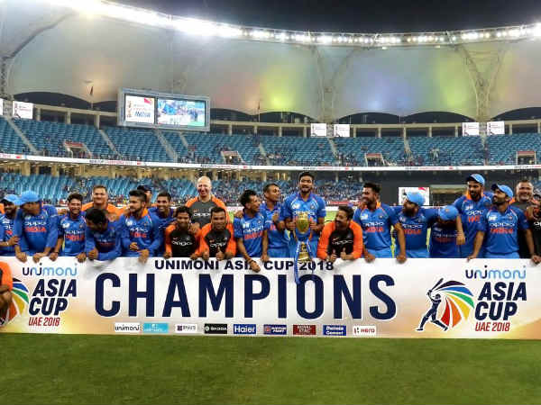 టీమిండియా 3 వికెట్ల తేడాతో గెలుపొంది