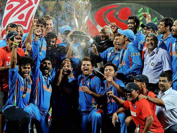 సందర్భాన్ని వివరిస్తూ క్రికెటర్లందరి పేర్లు 