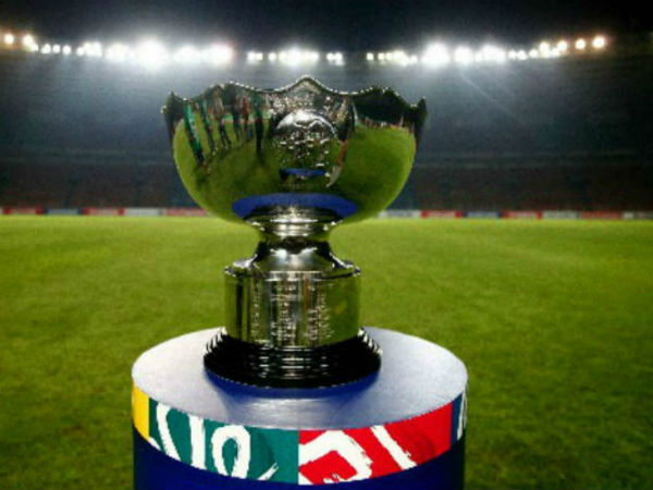 భారత విజయానికి 6 బంతుల్లో 6 పరుగులు భారత విజయానికి 6 బంతుల్లో 6 పరుగులు