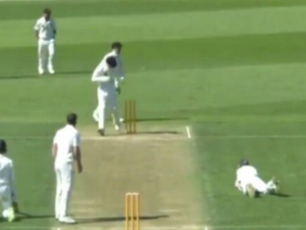 వెనక్కి వెళ్లేందుకు ట్రై చేస్తూ కాలుజారి