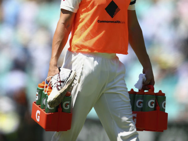 ఆటగాళ్లకి సరిగా డ్రింక్స్‌ని అందించలేదా