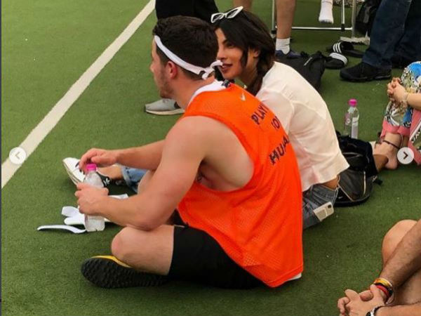 ముంబైలో ఘనంగా నిక్‌, ప్రియాంక నిశ్చితార్థం