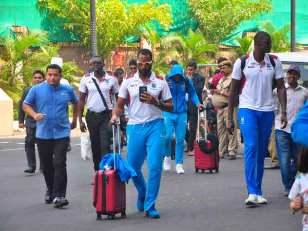  డాక్టర్‌ వైఎస్‌ఆర్‌ ఏసీఏ-వీడీసీఏ స్టేడియంలో జరిగిన వన్డే విశేషాలు: