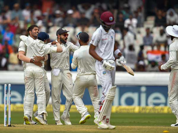  రెండో ఇన్నింగ్స్‌లో రోస్టన్ ఛేజ్ విఫలం 