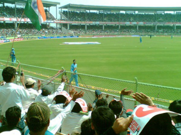 తొలి మ్యాచ్ ఇందిరా ప్రియదర్శిని మున్సిపల్ స్టేడియంలో తొలి మ్యాచ్ ఇందిరా ప్రియదర్శిని మున్సిపల్ స్టేడియంలో