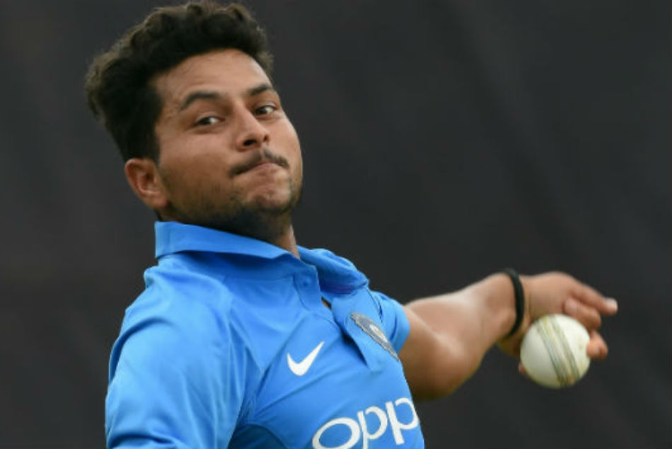 Vizag pitch could force India to play Kuldeep Yadav: Sunil Gavaskar Vizag pitch could force India to play Kuldeep Yadav: Sunil Gavaskar