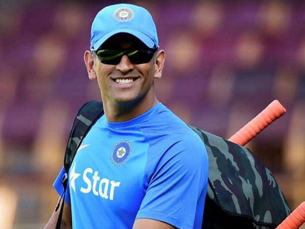 రిషబ్ పంత్‌తో ధోనీ కెరీర్‌కి ఎలాంటి ప్రమాదం