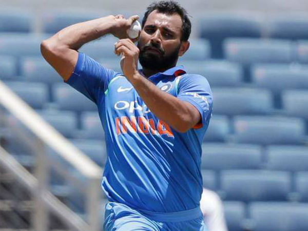 రెండు వన్డేలు కలిపి మూడు వికెట్లు తీసిన షమీ 