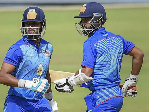  ఐదో వికెట్‌కు 105 పరుగులు 