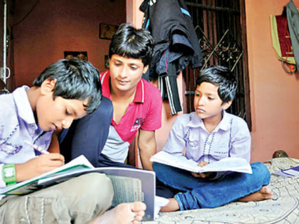 2011లో కుస్తీ నేర్చుకోవడం