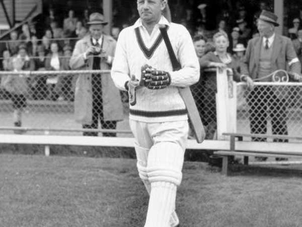 డకౌట్ అవడంతో 99.94 దగ్గర ఆగిపోవాల్సి 