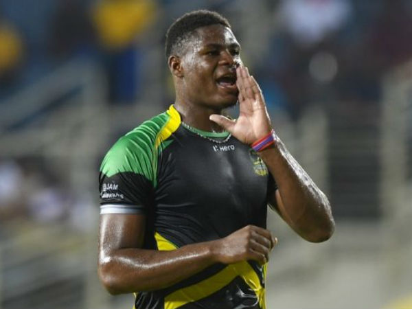 విండిస్ తరుపున అరంగేట్ర మ్యాచ్‌ల్లో అత్యధిక పరుగులు సమర్పించుకున్న బౌలర్లు: