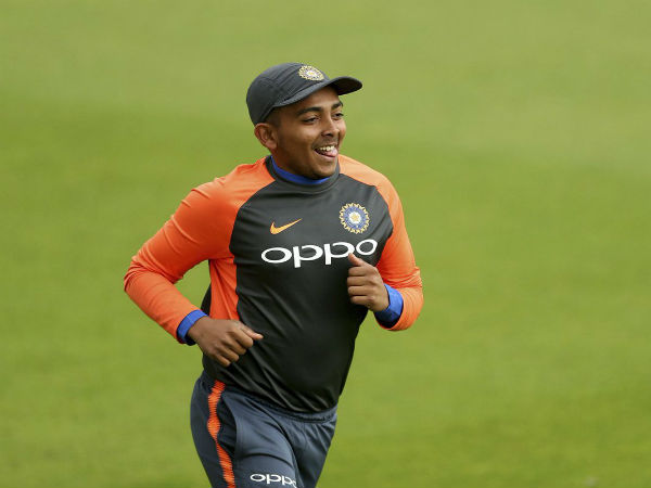  వెనకడుగు వేయించేందుకు ప్రయత్నిస్తా