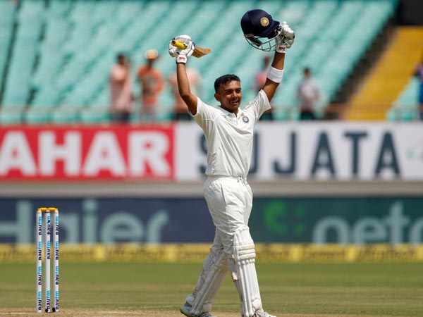 అనేక రికార్డులు నమోదు