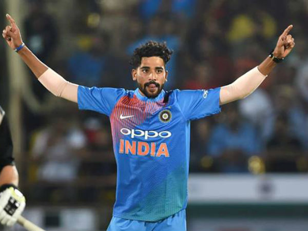 రాజ్ కోట్ టెస్టులో సిరాజ్‌కు దక్కని చోటు