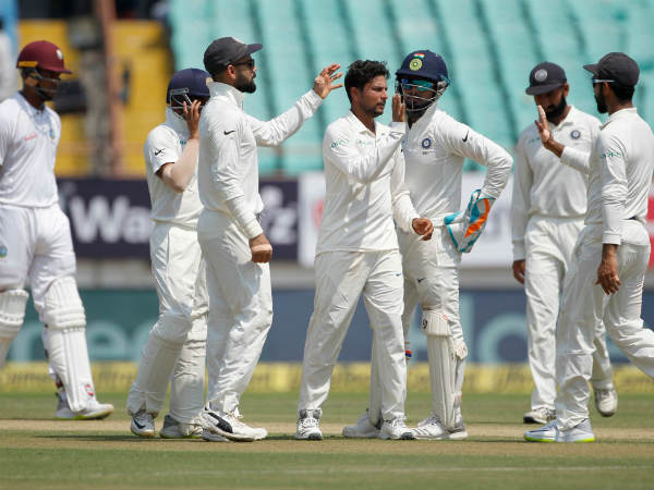 శనివారం 94/6 ఓవర్‌నైట్‌ స్కోరుతో