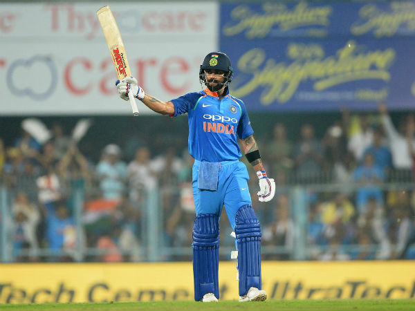 డివిలియర్స్ రికార్డుని సైతం కోహ్లీ బద్దలు డివిలియర్స్ రికార్డుని సైతం కోహ్లీ బద్దలు