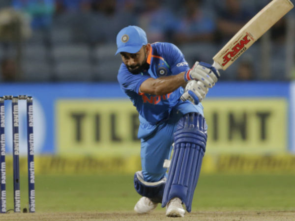  దేశం తరుపున వన్డేల్లో వరుసగా సెంచరీలు సాధించిన ఆటగాళ్లు: