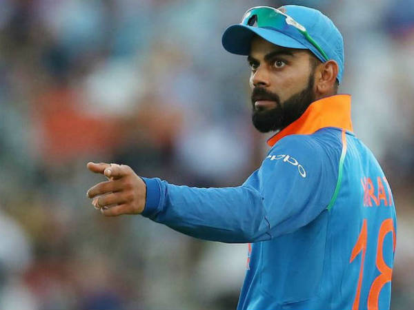 10 వేల ప‌రుగులు పూర్తి చేసి నిలిస్తే