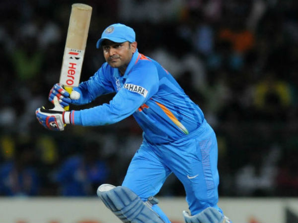 1. వీరేందర్ సెహ్వాగ్: 