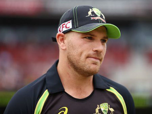 ప్రత్యర్థిని జట్టుని సులభంగా కట్టడి చేయగలడు