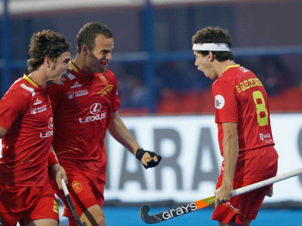  14వ నిమిషంలో స్పెయిన్‌కు పెనాల్టీకార్నర్