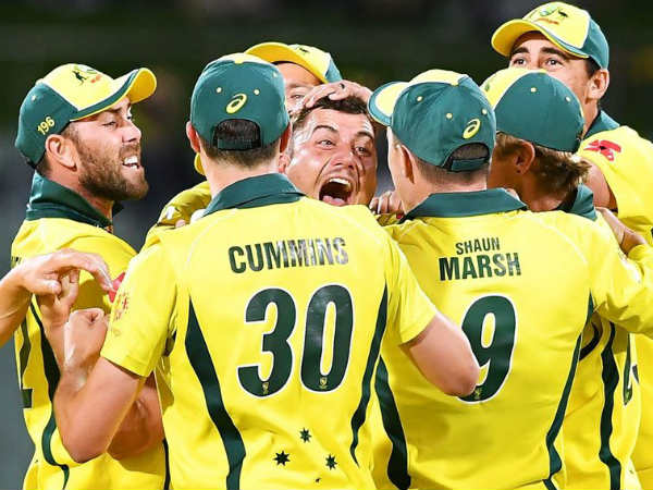 మూడు మ్యాచ్‌ల సిరీస్‌ను 2-1తో కైవసం 