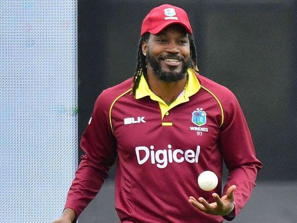 సీనియర్ క్రికెటర్లు పర్యటనకి విముఖత సీనియర్ క్రికెటర్లు పర్యటనకి విముఖత