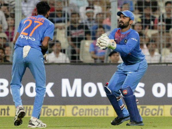 దినేశ్కు కీపింగ్ బాధ్యతలు ఎందుకిచ్చినట్లు దినేశ్కు కీపింగ్ బాధ్యతలు ఎందుకిచ్చినట్లు