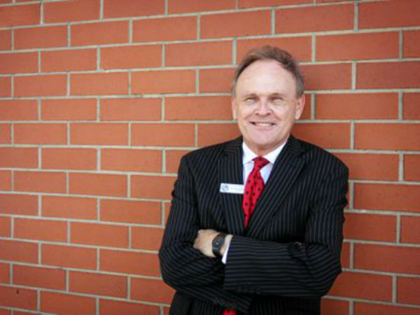 3. డిర్క్‌ వెల్లమ్: 