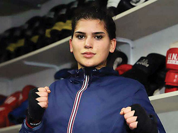 ఆతిథ్య హక్కులను భారత్‌ కోల్పోయే ప్రమాదం