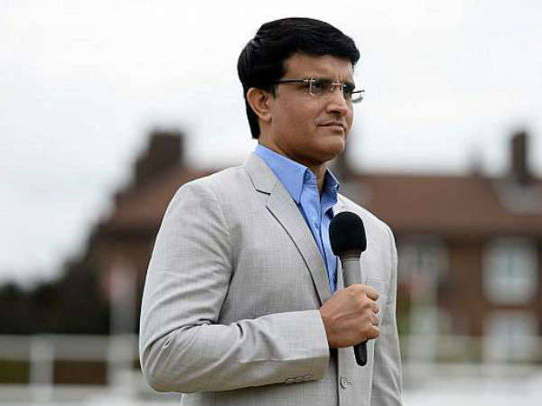 ధోనీ కెరీర్ ముగిసిందంటూ..,గంగూలీ: 