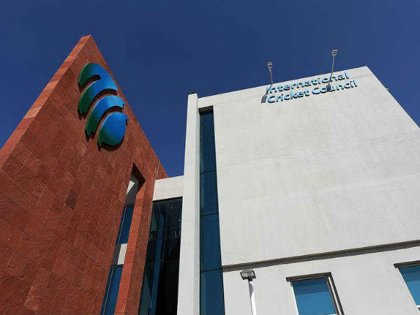 కోహ్లీ.. స్మిత్‍లతో పాటుగా టాప్ 5లో: