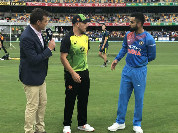 5 ఓవర్లకు ఆస్ట్రేలియా 31/5