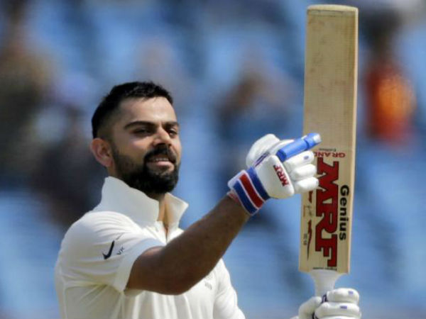 ఆఫ్ స్టంప్‌కి వెలుపలగా బంతులు విసురుతూ