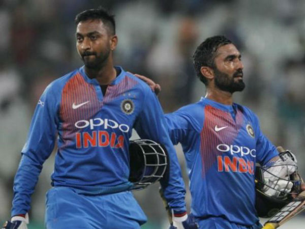 బౌలింగ్‌ చేసేటప్పుడు కృనాలే అడిగి