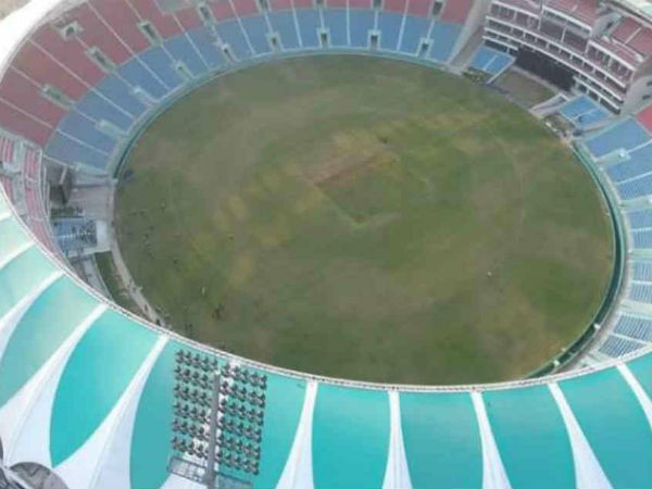 స్టేడియం పేరు మార్పు