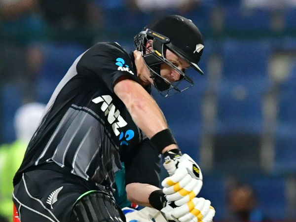 కివీస్‌ చివరి ఓవర్‌లో 17 పరుగులు