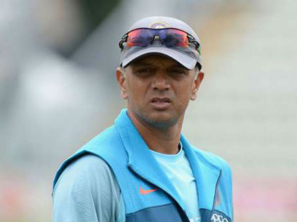 నాలుగు టెస్టు మ్యాచ్‌ల సిరిస్‌ కోసం ప్రకటించిన జట్టులో