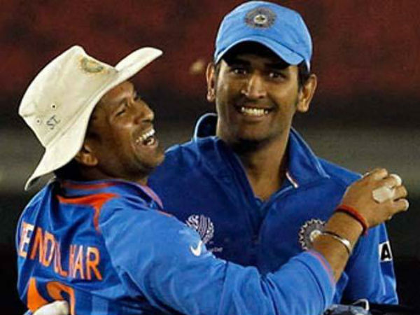 ధోనీ, సచిన్ టెండూల్కర్‌లు సమతూకంగా
