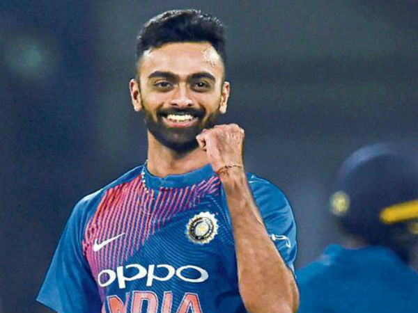  ఐపీఎల్ పదో సీజన్‌లో 24 వికెట్లు తీసిన జయదేవ్