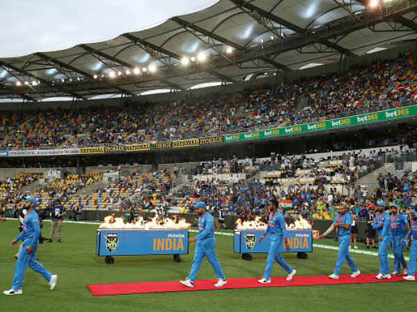 వర్షం ఎంతకీ తగ్గుముఖం పట్టకపోతే