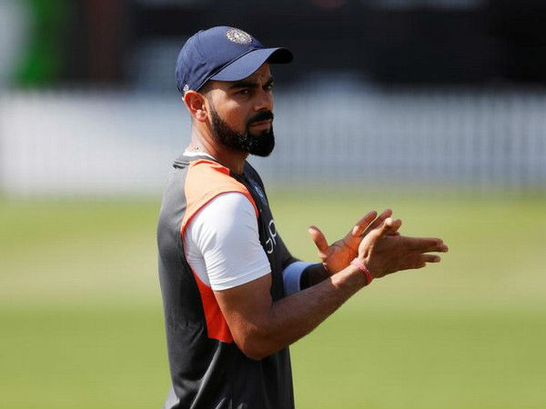 విరాట్ కోహ్లీ విరాట్ కోహ్లీ