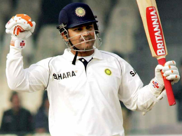 వీరేంద్ర సెహ్వాగ్ (6 డబుల్ సెంచరీలు)