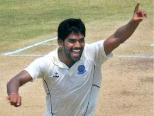 నిరుపేద కుటుంబంలో పుట్టిన బండారు అయ్యప్ప