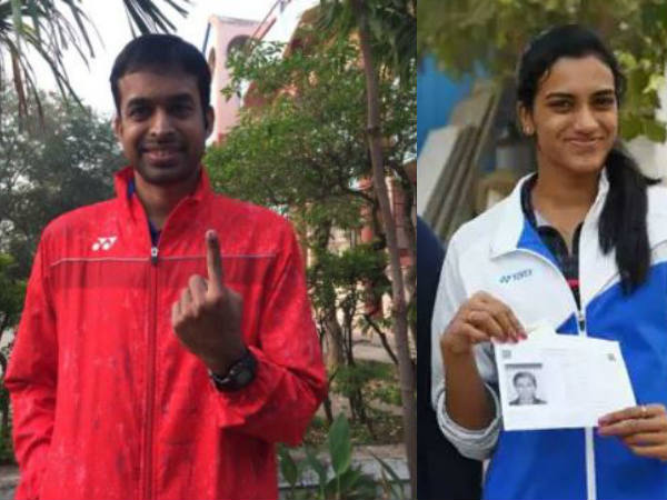  ఓటు వేసిన పీవీ సింధు, గోపీచంద్